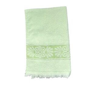 Cannon Monticello Vintage Santa Cruz Sculpted Green Hand Towel with Fringe